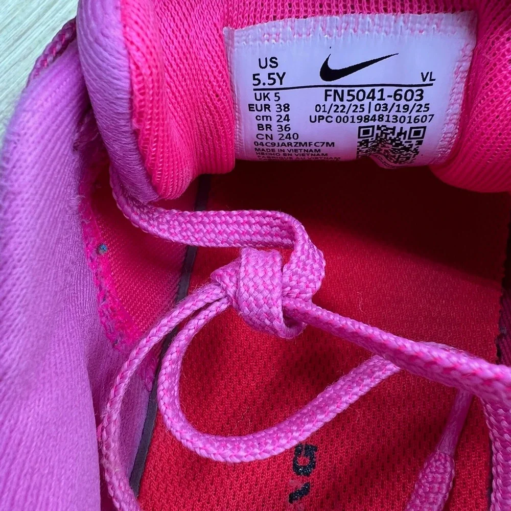 Nike Air Zoom Pegasus 41 Women's Size 7 Pink Running Shoes Athletic FN5041-603